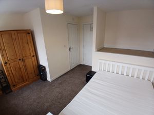 Photo 17- click for photo gallery